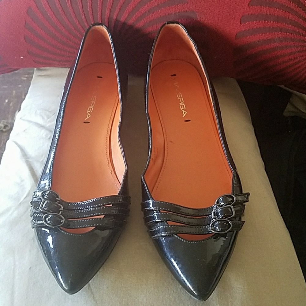 Via Spiga patent flats